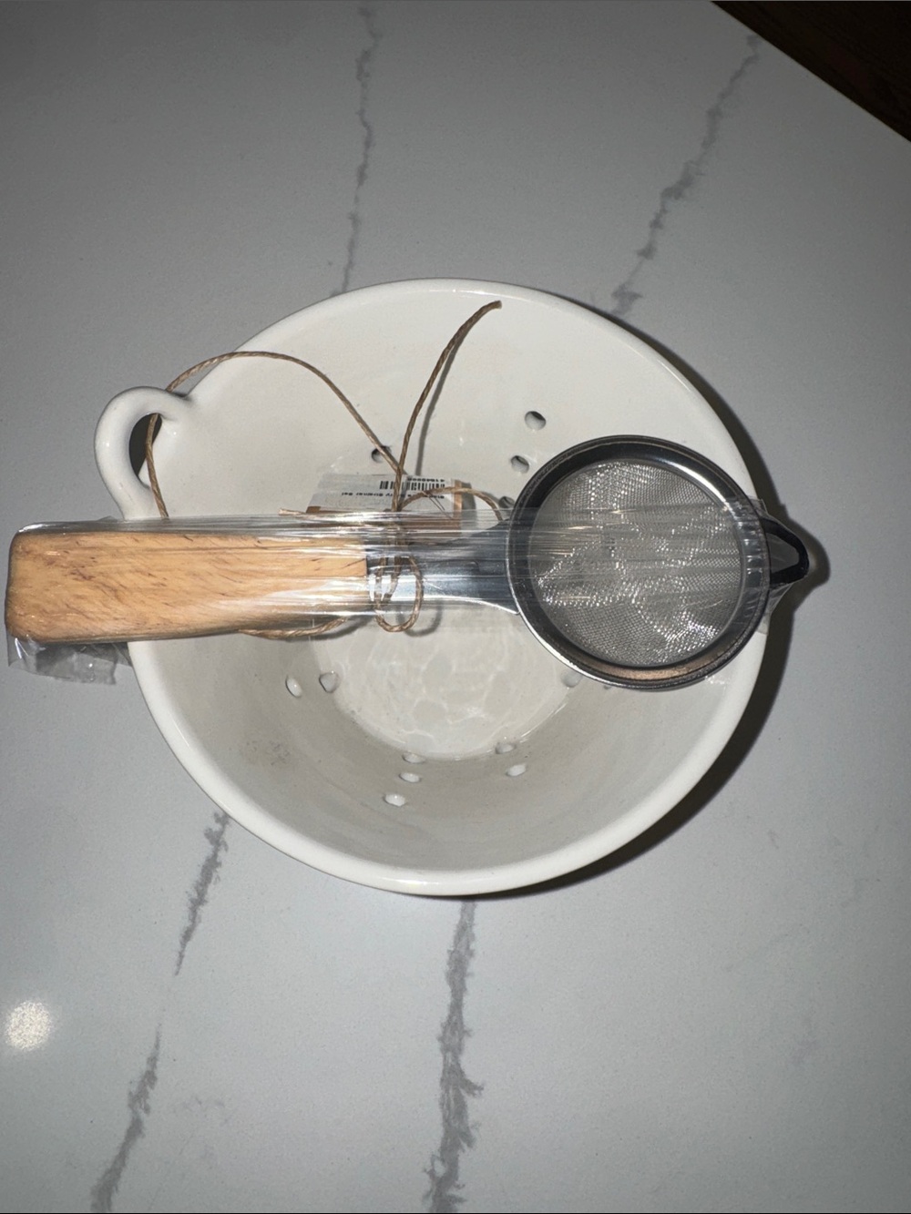 Mud Pie -Farmstead - Berry Strainer Set - Picture 5 of 9